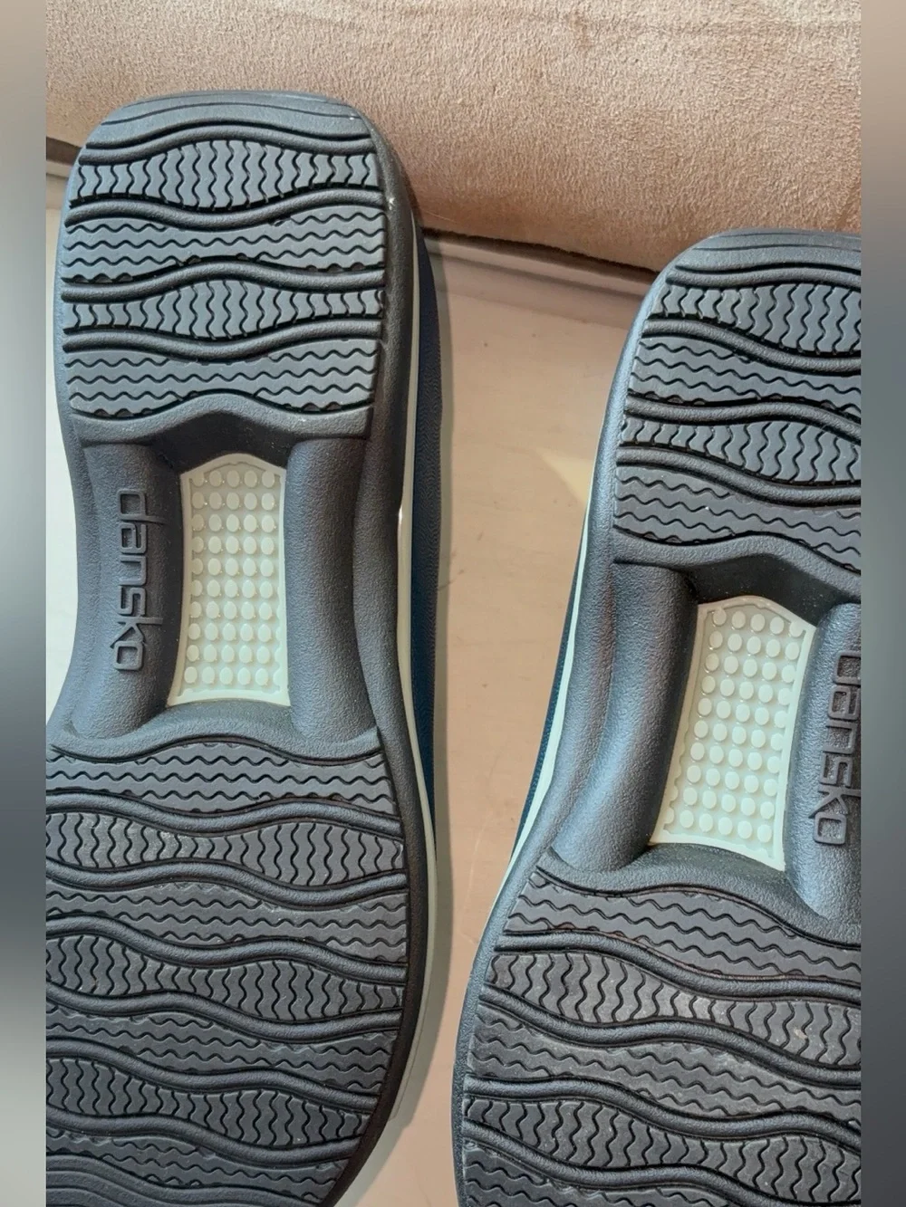 Dansko woman’s slip